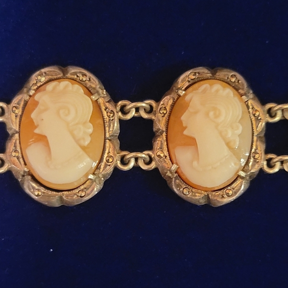 Antique Cameo Bracelet 800 Silver/Marcasite - Picture 2 of 2